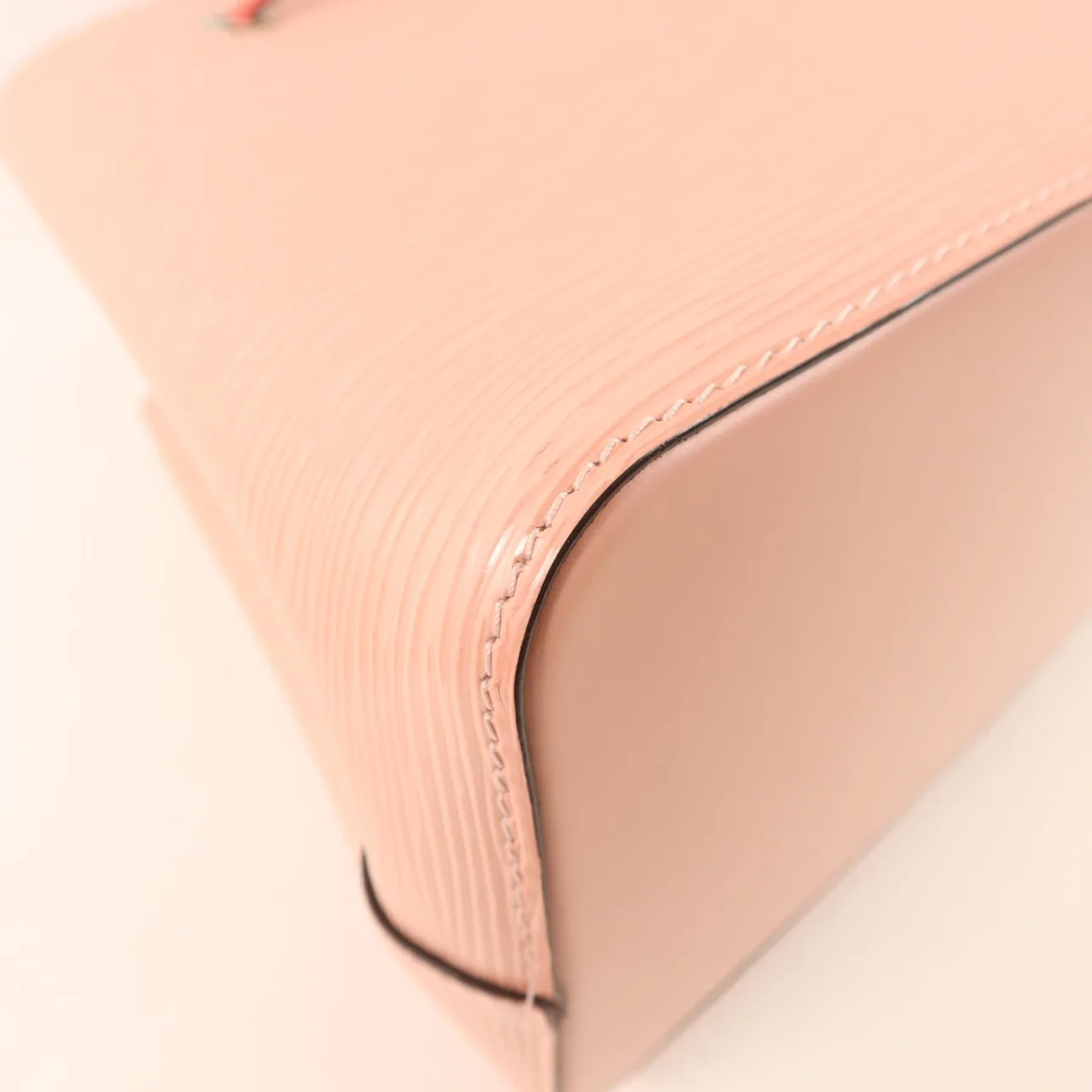 LOUIS VUITTON NeoNoe M53609 2-Way Bag Calfskin 粉色 Calfskin Rank A - Thumbnail 14