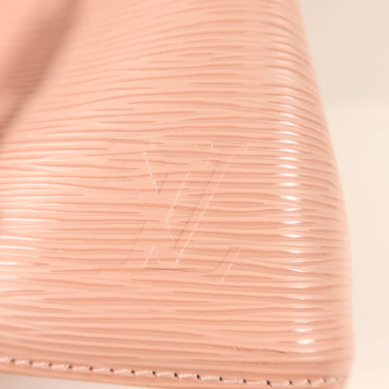 LOUIS VUITTON NeoNoe M53609 2-Way Bag Calfskin 粉色 Calfskin Rank A - Thumbnail 16