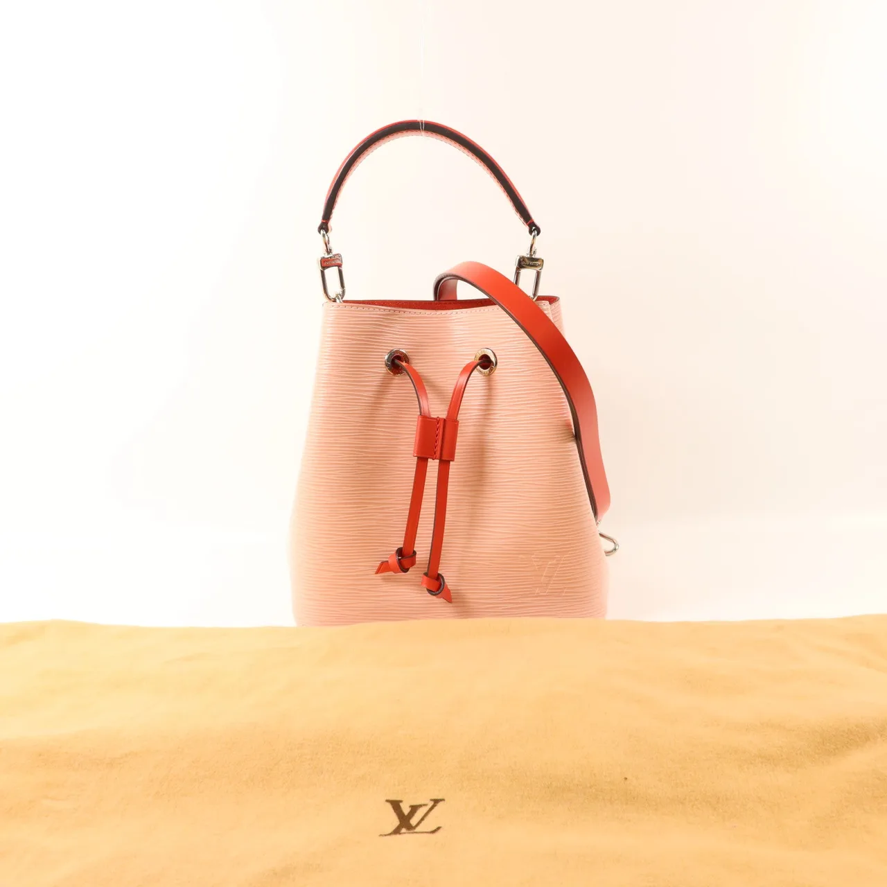LOUIS VUITTON NeoNoe M53609 2-Way Bag Calfskin 粉色 Calfskin Rank A - Thumbnail 17
