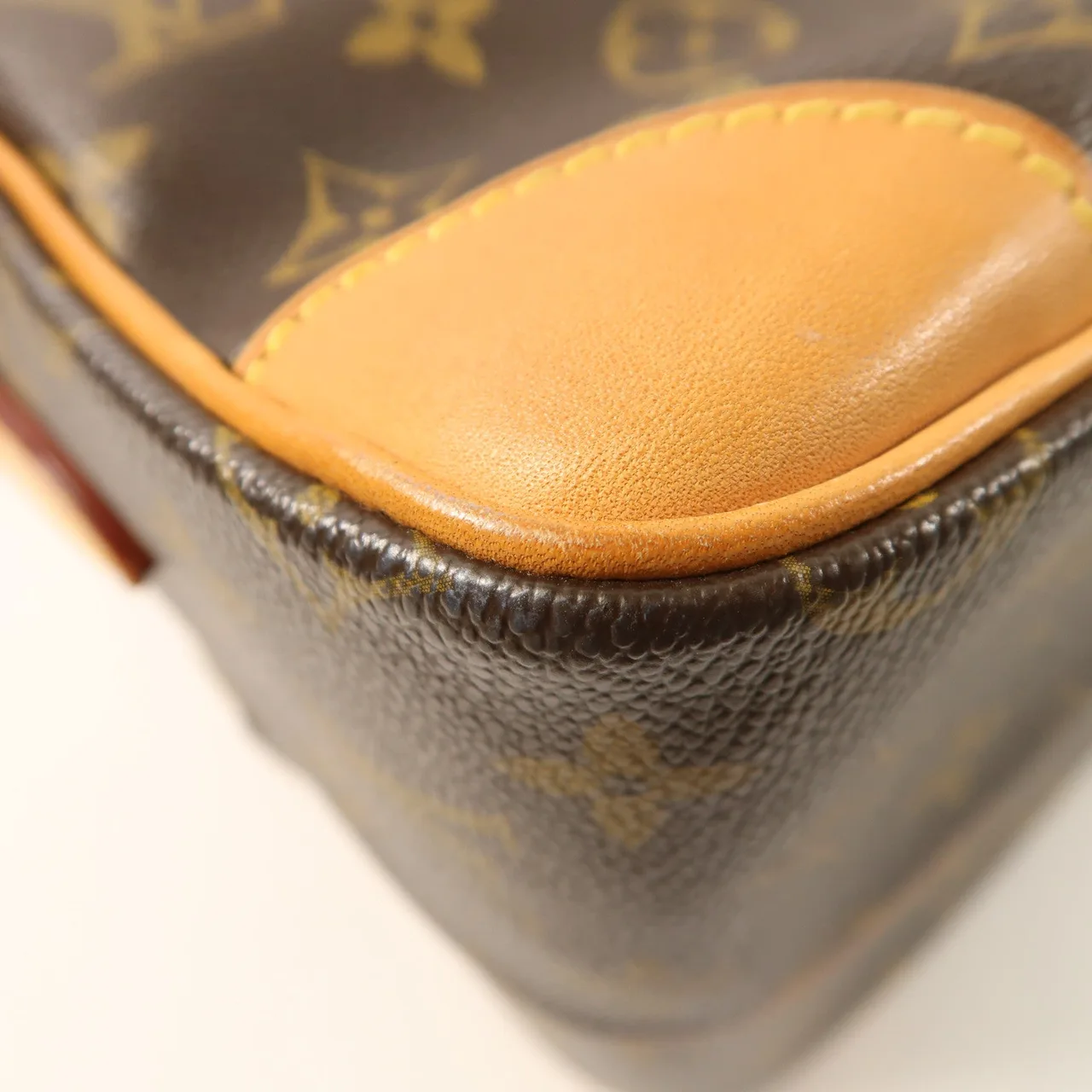 LOUIS VUITTON Nile M45244 Shoulder Bag Coated Canvas 棕色 Coated Canvas Rank A - Thumbnail 13