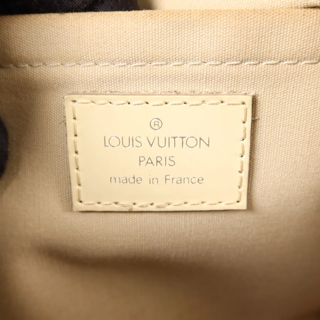 LOUIS VUITTON Montaigne M5932J Handbag Calfskin 白色 / Ivory Calfskin Rank B - Thumbnail 6