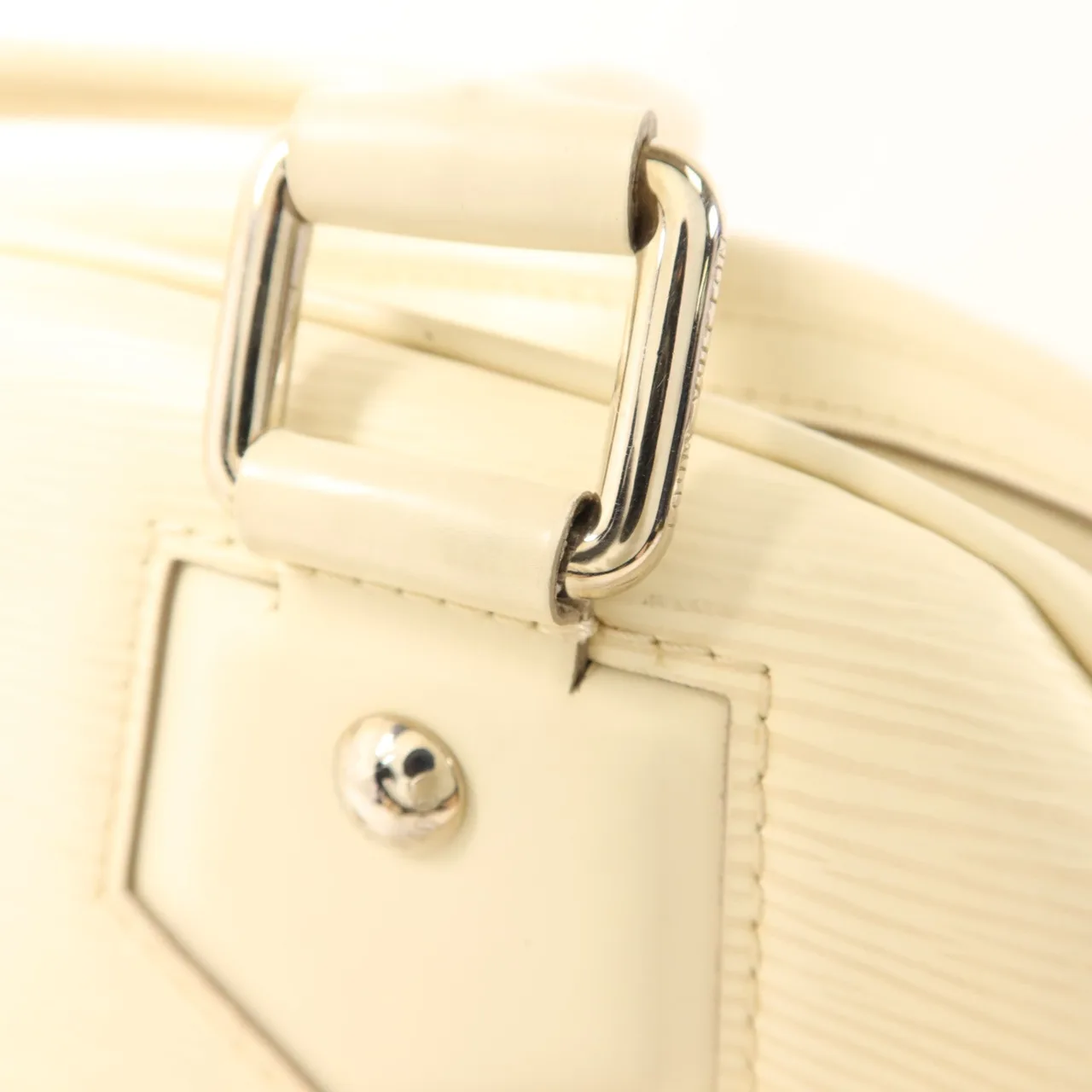 LOUIS VUITTON Montaigne M5932J Handbag Calfskin 白色 / Ivory Calfskin Rank B - Thumbnail 11