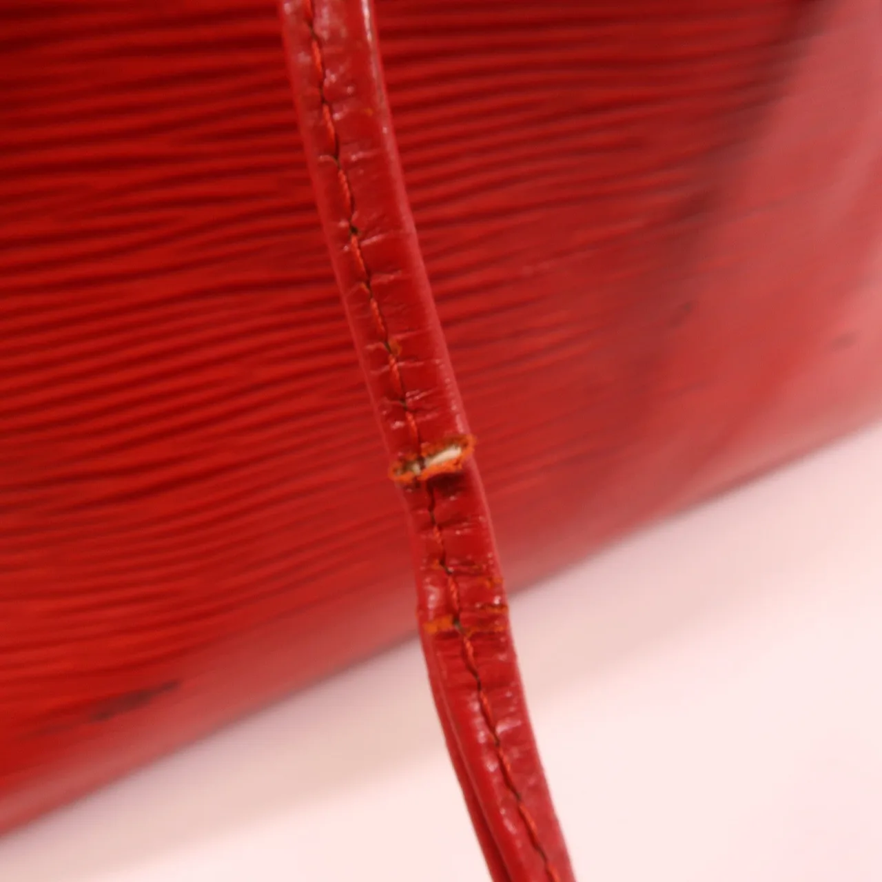 LOUIS VUITTON Noe M44107 肩背包 牛皮 紅色 / Red 牛皮 中古品B - 縮圖 11