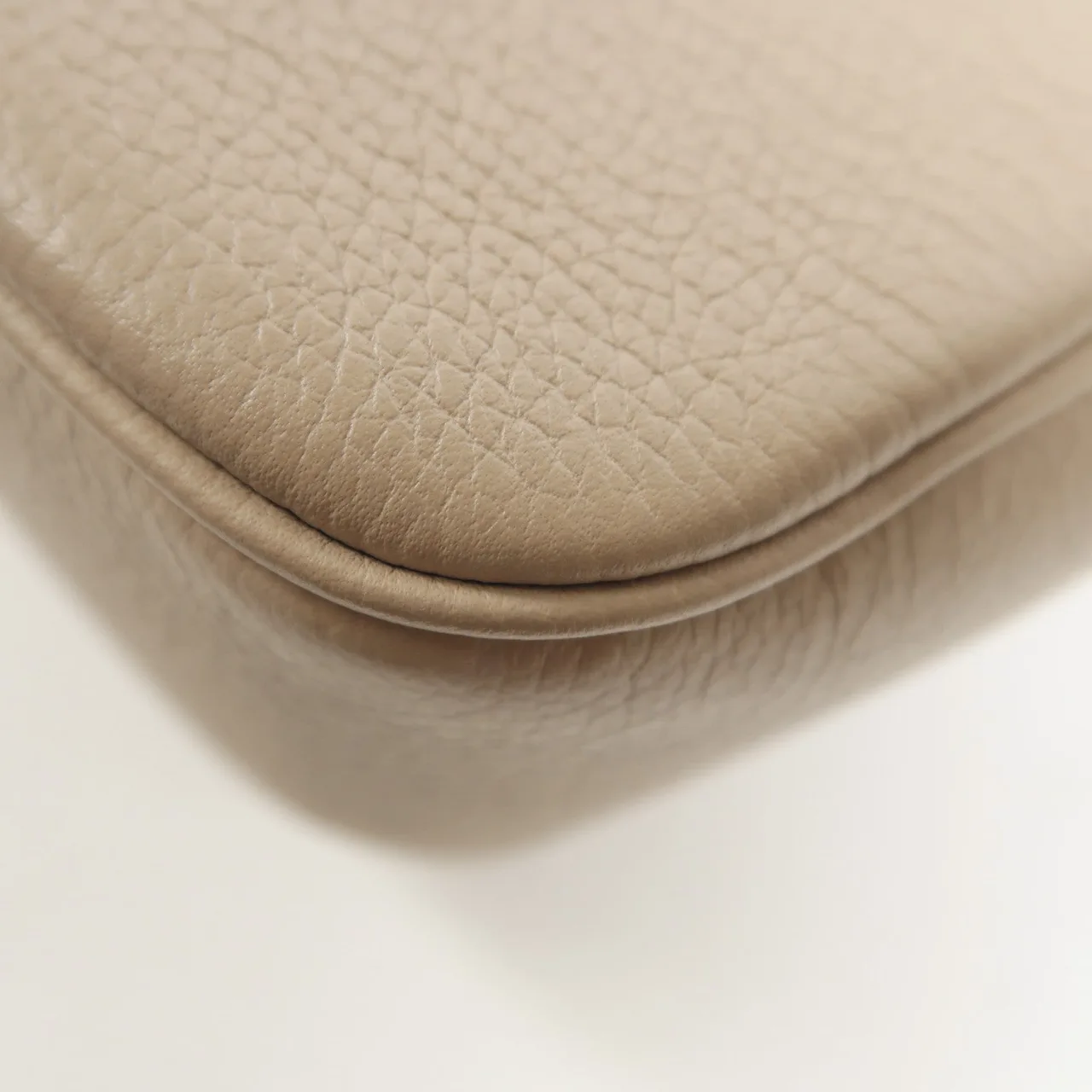 LOUIS VUITTON Lock Me M58554 兩用包 牛皮 米色 / 灰色 / Beige/Blue 牛皮 中古品A - 縮圖 10