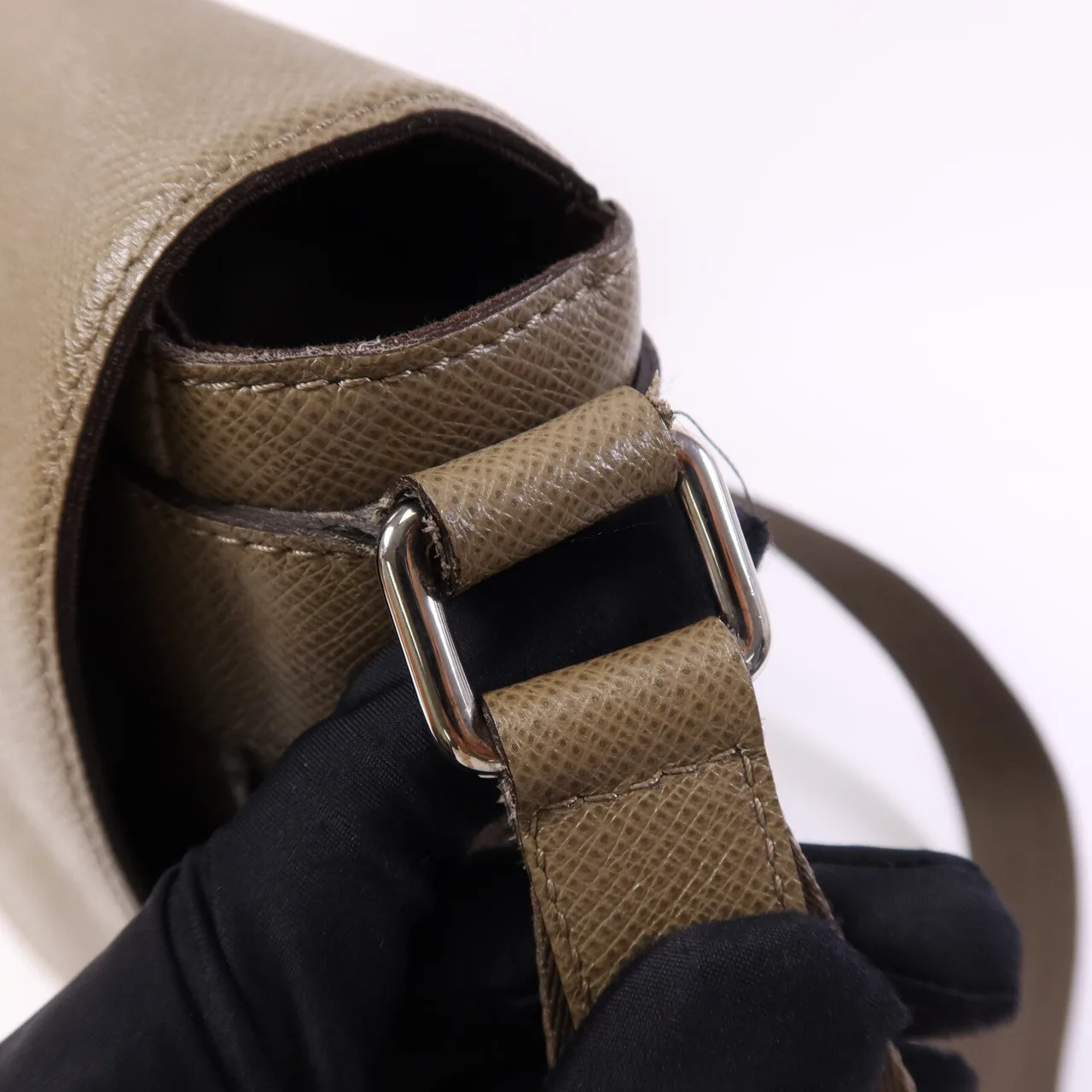 LOUIS VUITTON Roman M32625 肩背包 牛皮 卡其色 / Grey 牛皮 中古品B - 縮圖 8