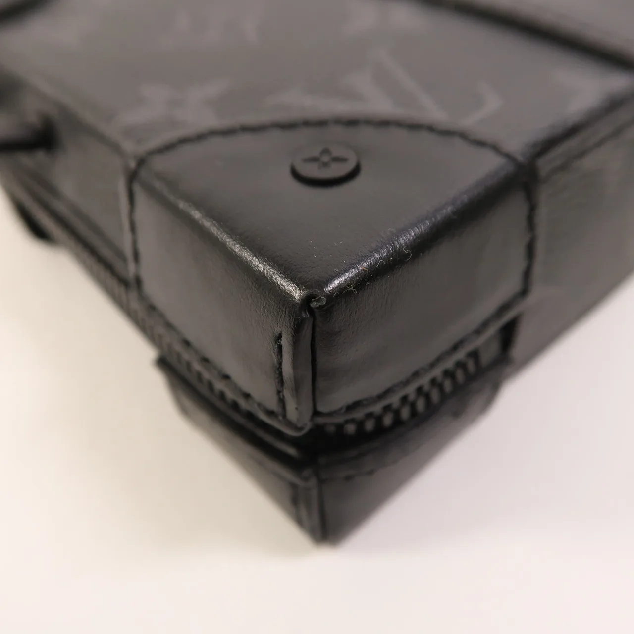 LOUIS VUITTON Soft Trunk M69838 Shoulder Bag Coated Canvas 黑色 / Black Coated Canvas Rank A - Thumbnail 12