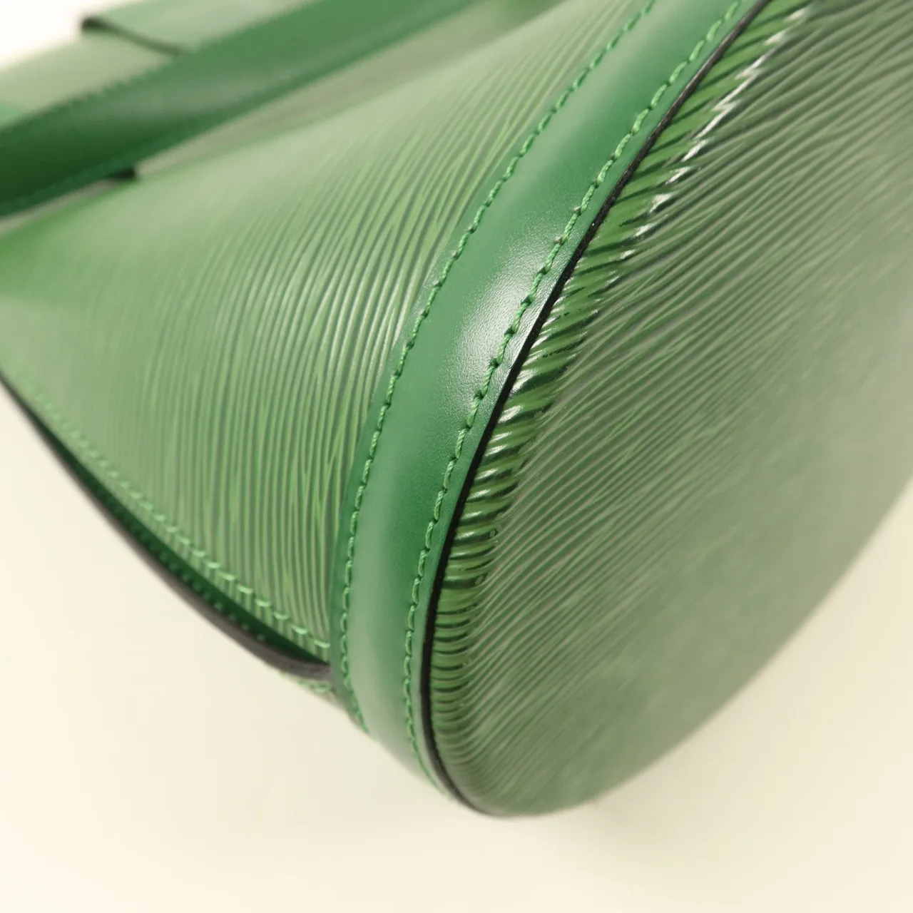 LOUIS VUITTON Cluny M52254 Shoulder Bag Calfskin 綠色 / Green Calfskin Rank A - Thumbnail 12