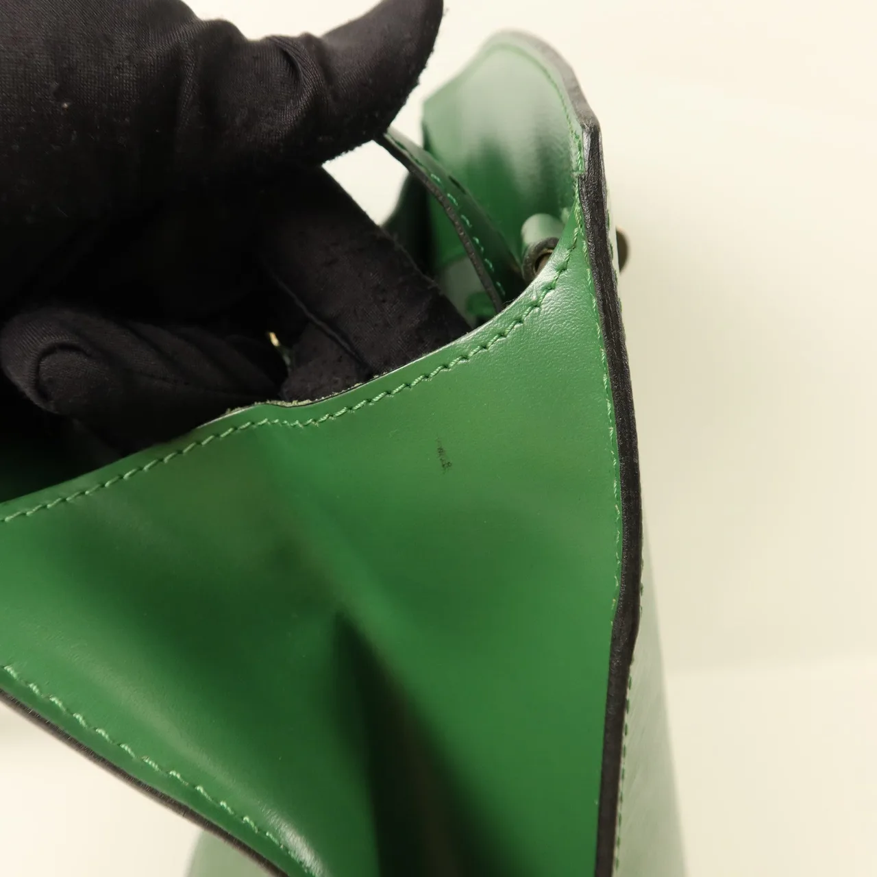 LOUIS VUITTON Cluny M52254 Shoulder Bag Calfskin 綠色 / Green Calfskin Rank A - Thumbnail 22