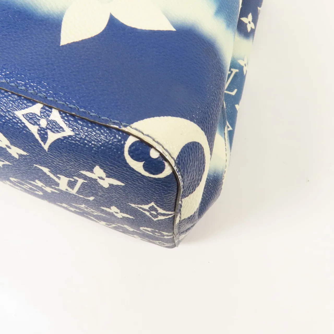 LOUIS VUITTON NeoNoe M45126 肩背包 塗層帆布 藍色 / 白色 / Blue 塗層帆布 中古品A - 縮圖 6