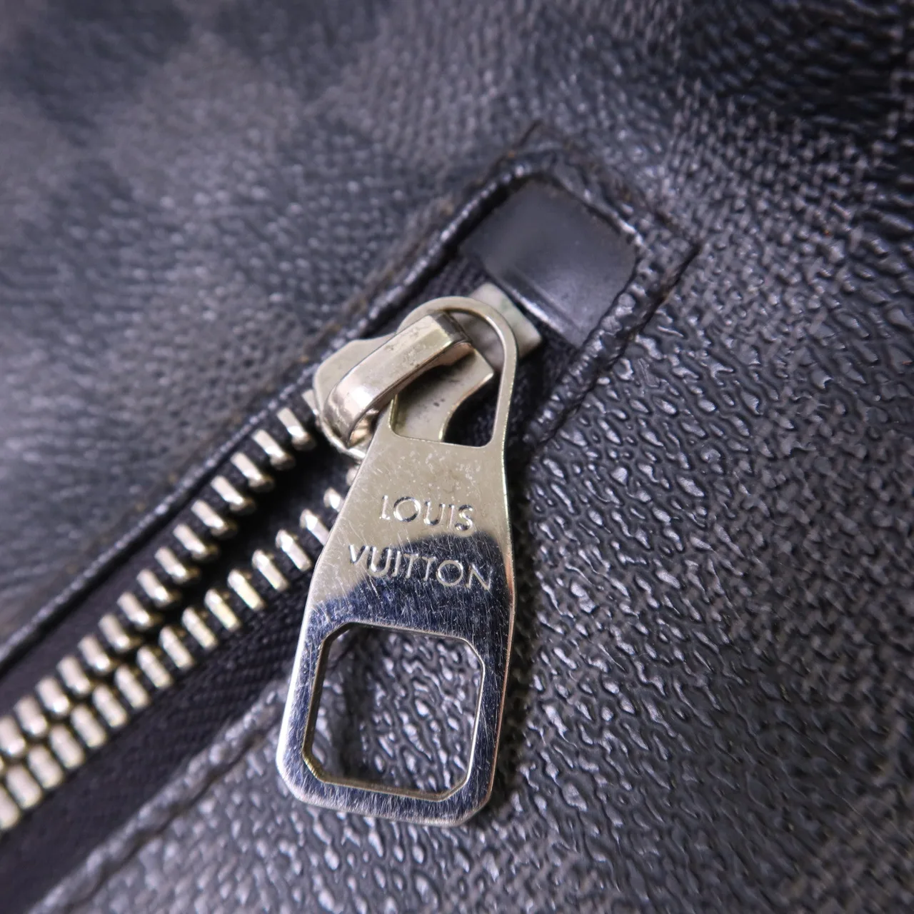 LOUIS VUITTON Mick N41211 肩背包 塗層帆布 黑色 塗層帆布 中古品B - 縮圖 9