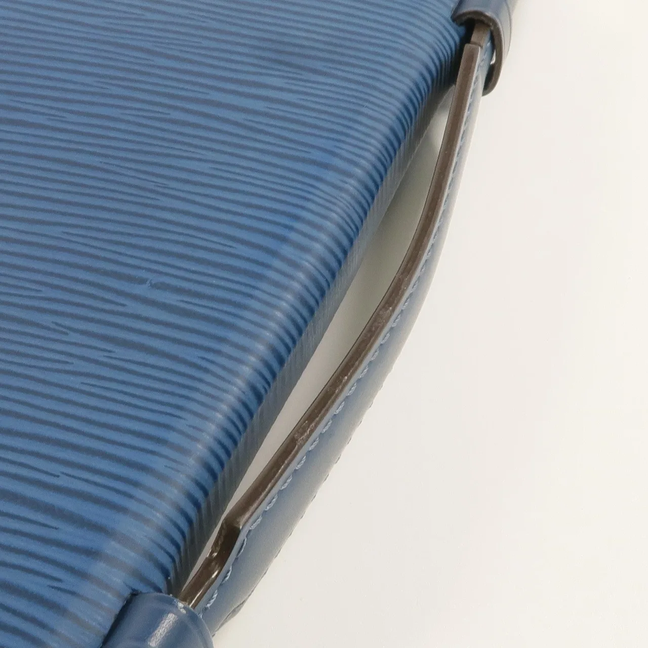 LOUIS VUITTON M60731 手拿包 牛皮 藍色 / Blue 牛皮 中古品A - 縮圖 14