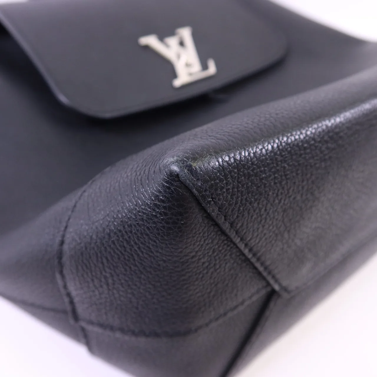LOUIS VUITTON Lock Me Backpack M41815 Backpack Calfskin 黑色 / Black Calfskin Rank B - Thumbnail 11