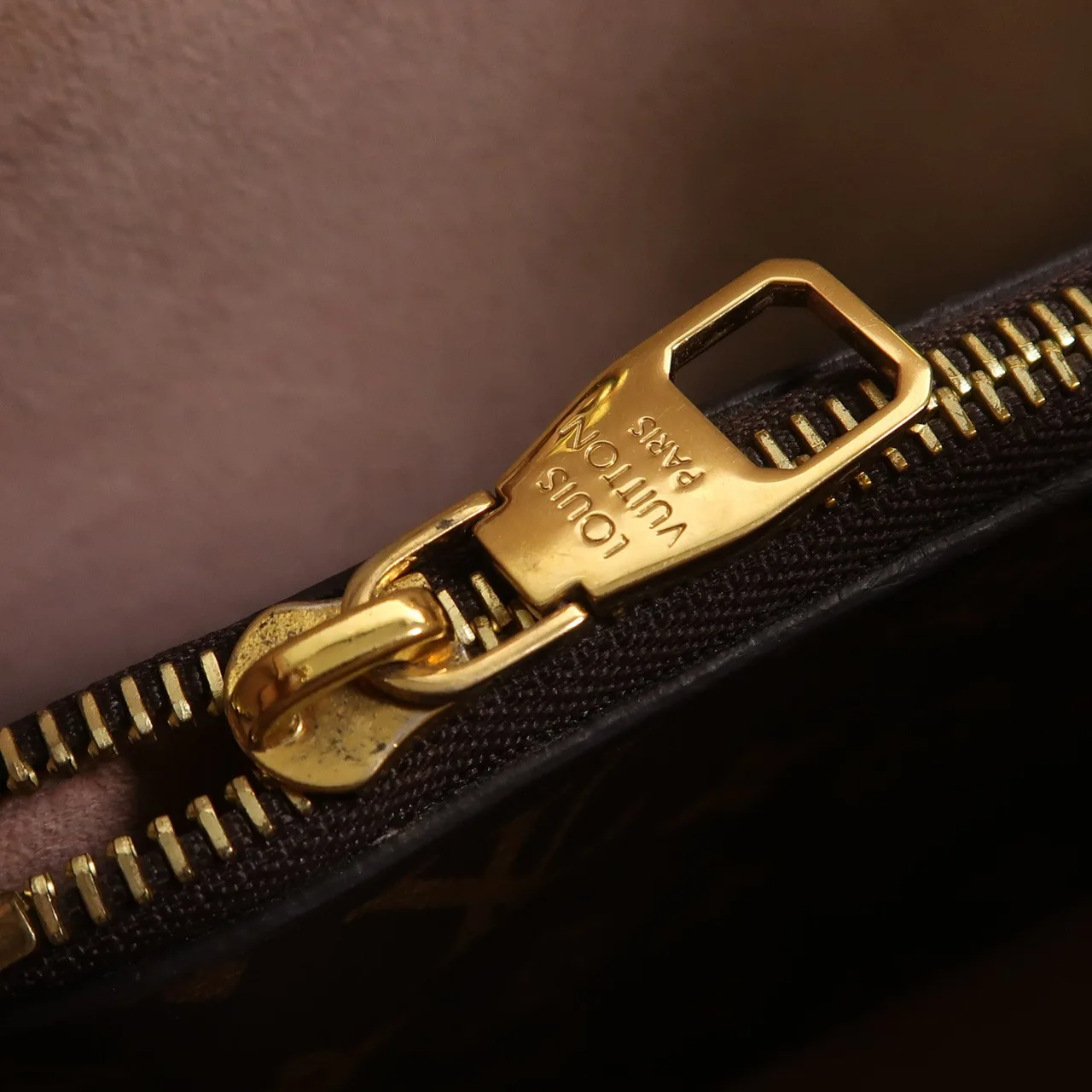 LOUIS VUITTON NeoNoe M44022 Shoulder Bag Coated Canvas 棕色 / 粉色 / Pink Coated Canvas Rank B - Thumbnail 16