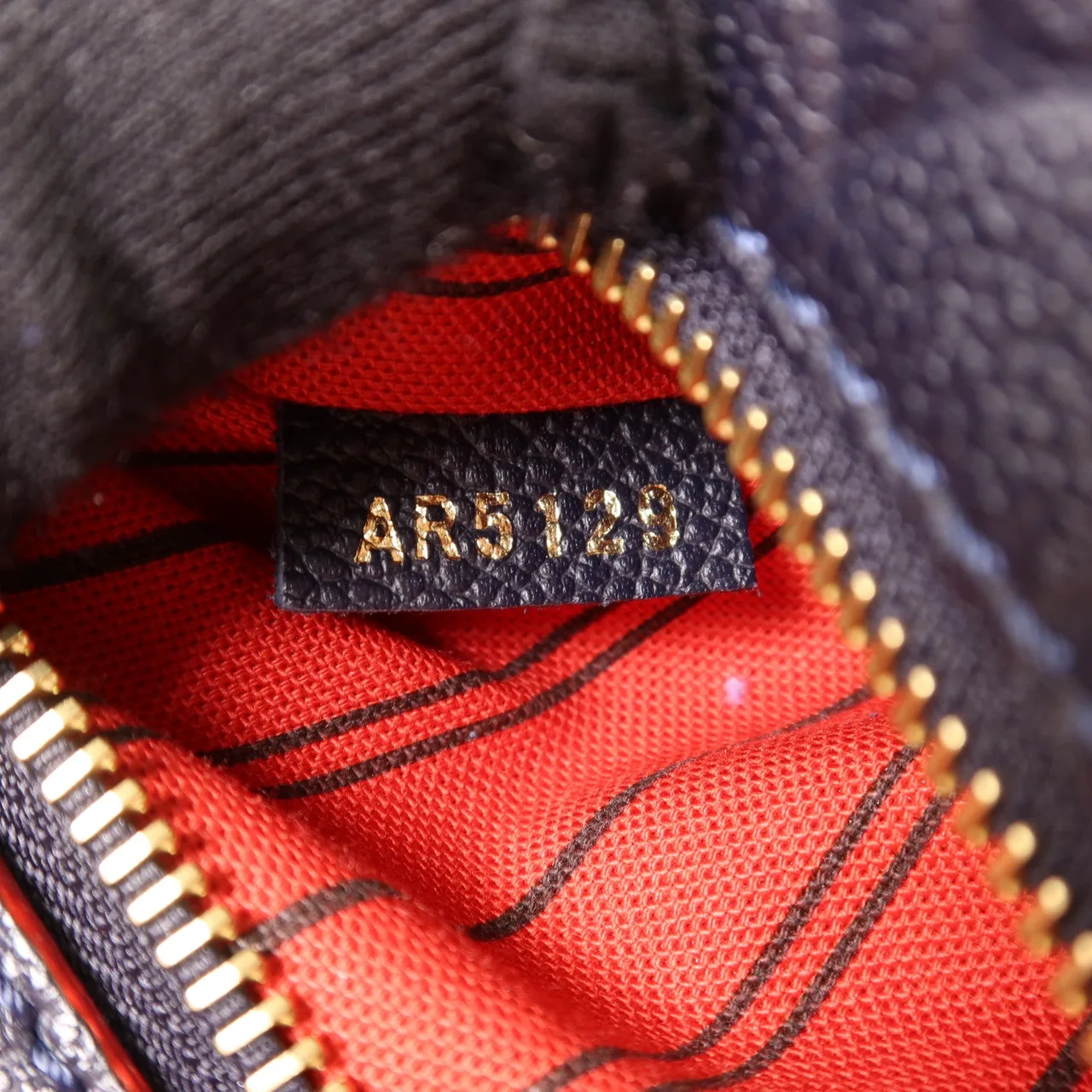 LOUIS VUITTON Pochette Metis M44071 2-Way Bag Calfskin 海軍藍 Calfskin Rank A - Thumbnail 7