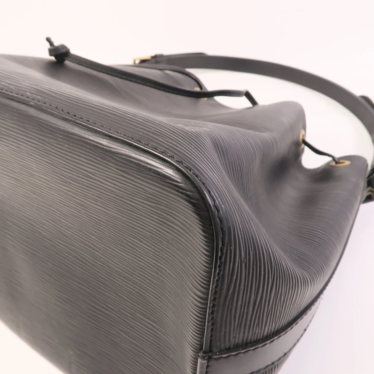 LOUIS VUITTON Bucket M44102 Shoulder Bag Calfskin 黑色 / Black Calfskin Rank B - Thumbnail 6