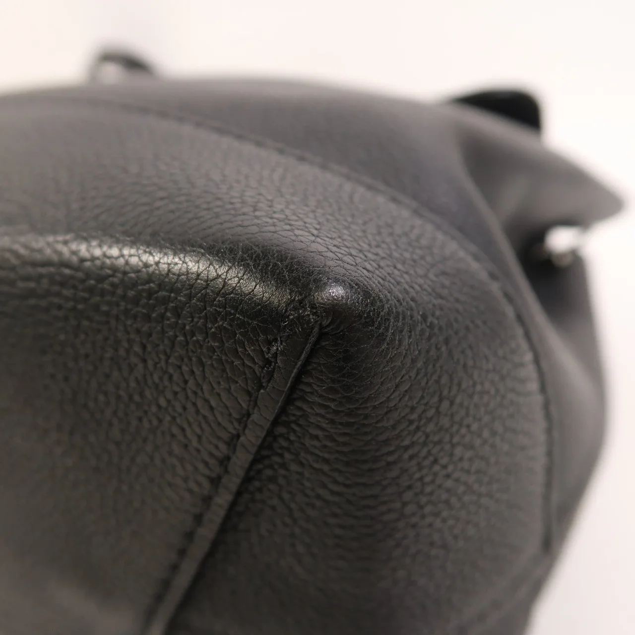 LOUIS VUITTON Lock Me Backpack M41815 Backpack Calfskin 黑色 / Black Calfskin Rank B - Thumbnail 10