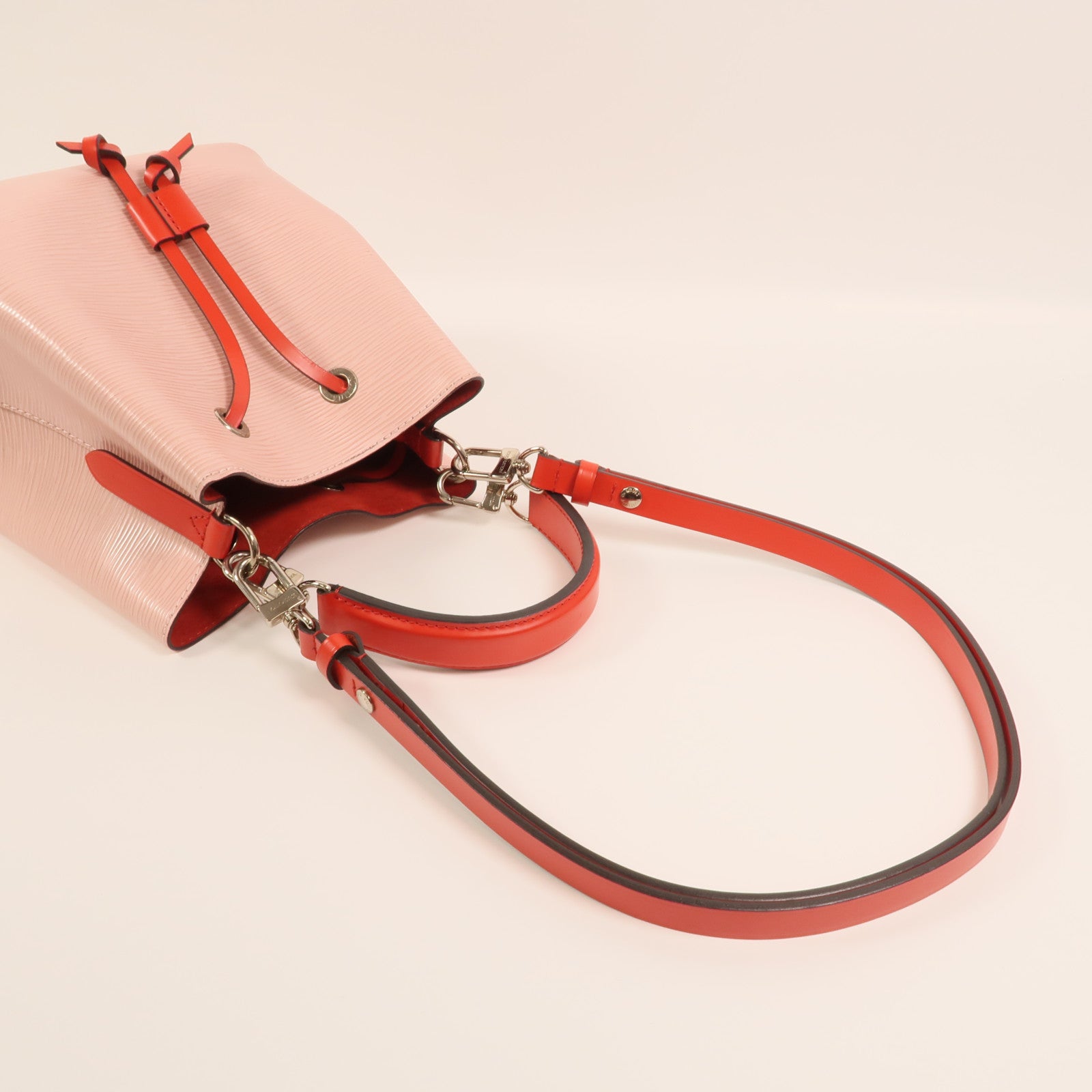 LOUIS VUITTON NeoNoe M53609 2-Way Bag Calfskin 8