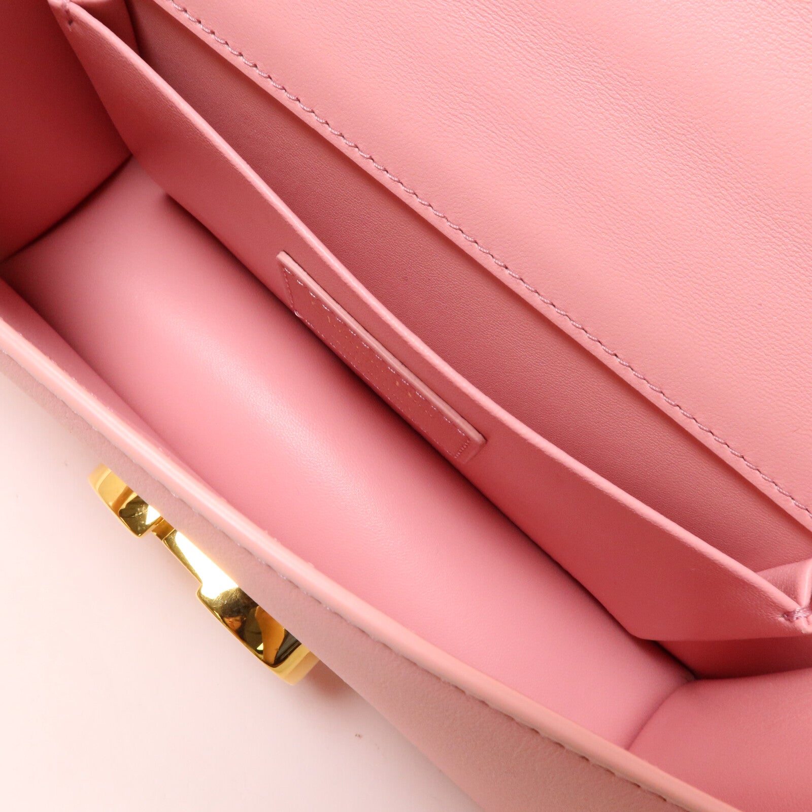 LOUIS VUITTON Montaigne M9334UHEL 肩背包 牛皮 5