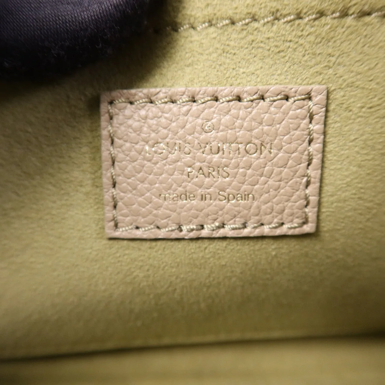 LOUIS VUITTON Multi Pochette M22670 2-Way Bag Calfskin 灰色 / Khaki Cream Calfskin Rank A - Thumbnail 6