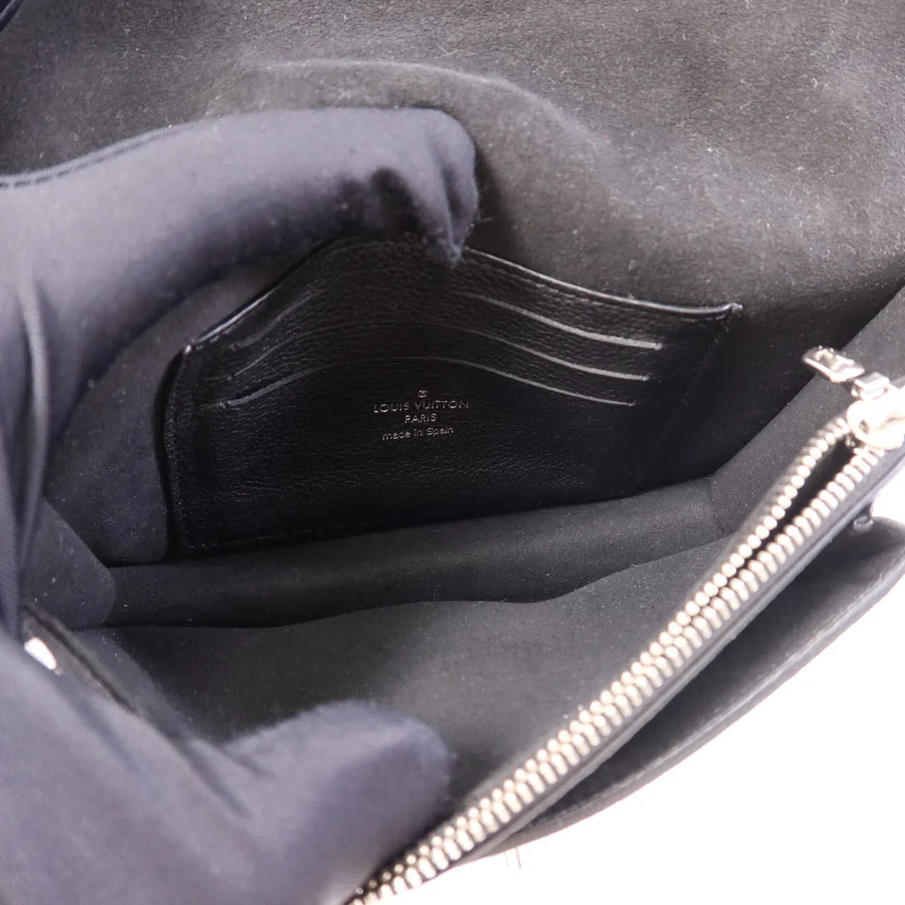 LOUIS VUITTON Lock Me M63471 Shoulder Bag Calfskin 黑色 / Black Calfskin Rank B - Thumbnail 5
