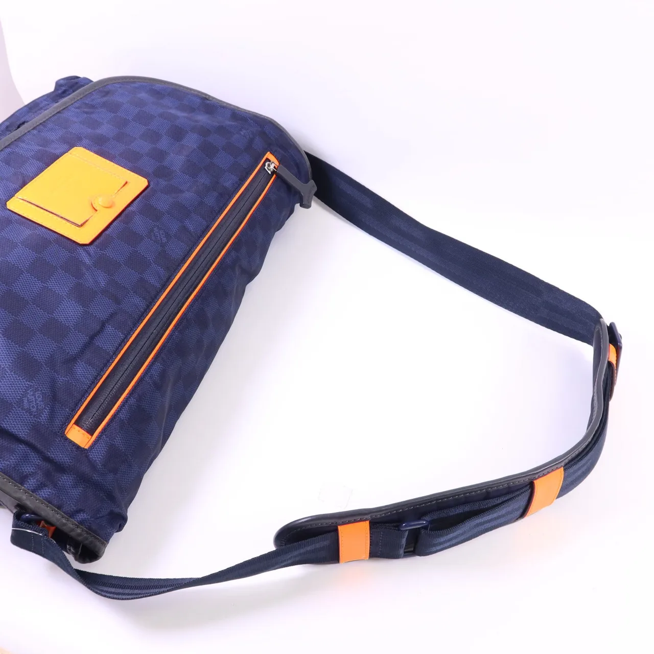 LOUIS VUITTON N41240 肩背包 尼龍 海軍藍 / Navy Blue 尼龍 中古品A - 縮圖 5