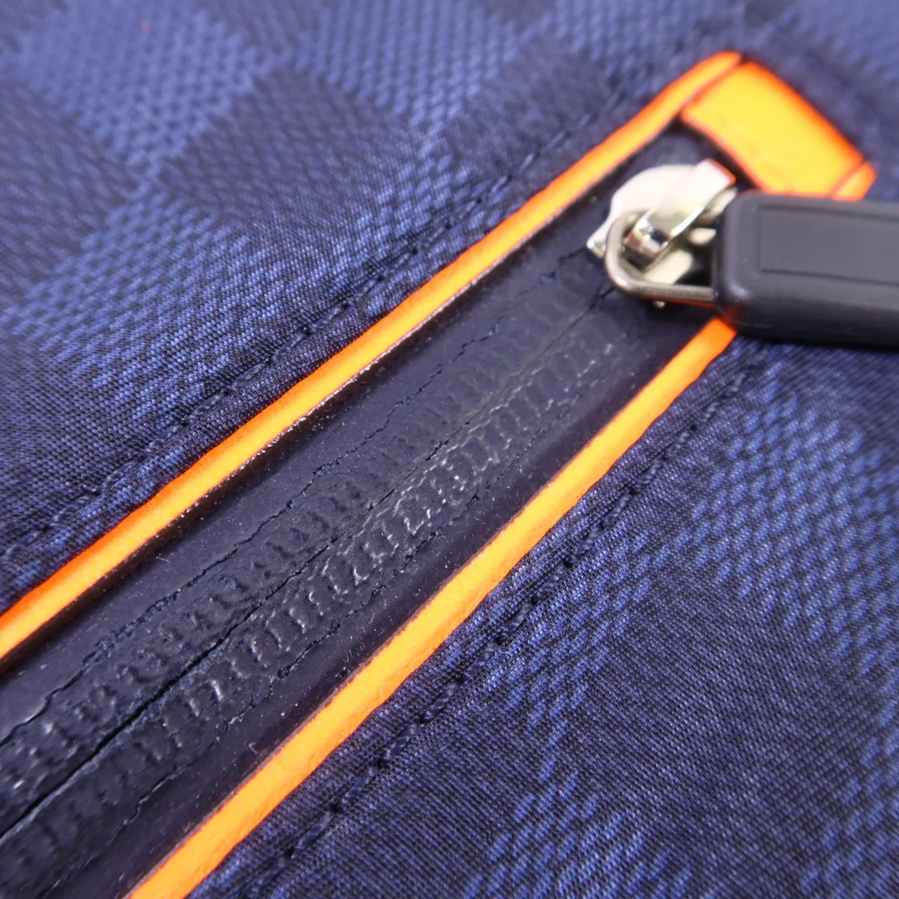LOUIS VUITTON N41240 肩背包 尼龍 海軍藍 / Navy Blue 尼龍 中古品A - 縮圖 15