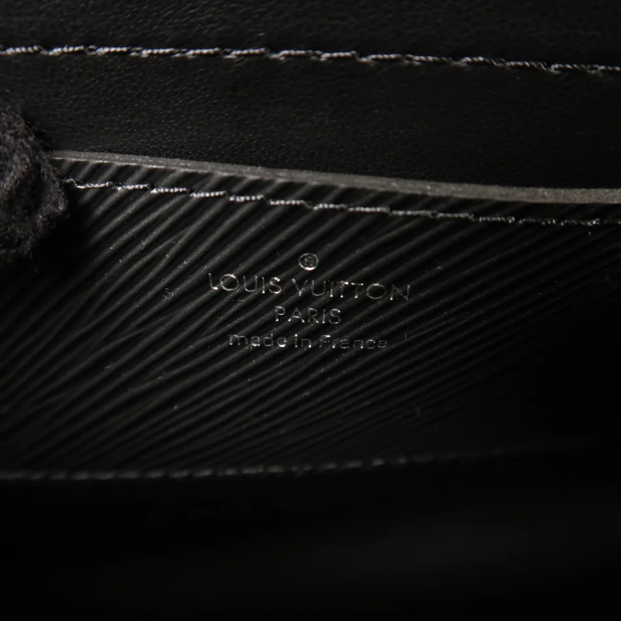 LOUIS VUITTON Twist M21110 Shoulder Bag Calfskin 黑色 / Black Calfskin Rank A - Thumbnail 6