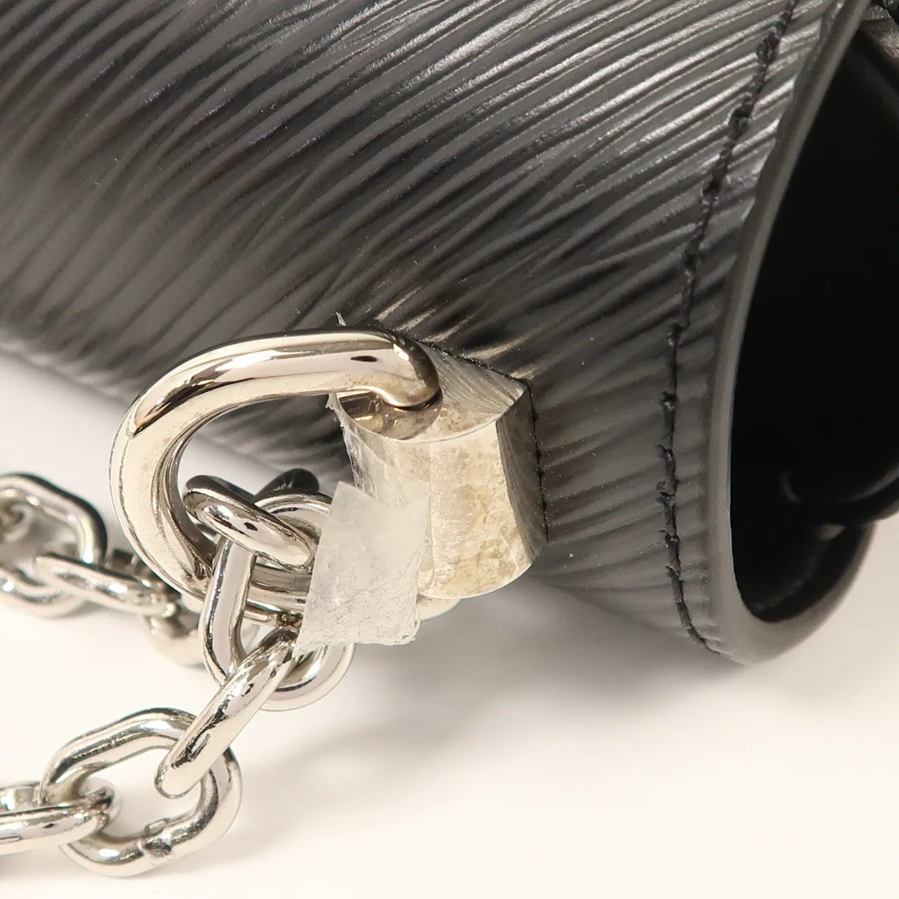 LOUIS VUITTON Twist M21110 Shoulder Bag Calfskin 黑色 / Black Calfskin Rank A - Thumbnail 15