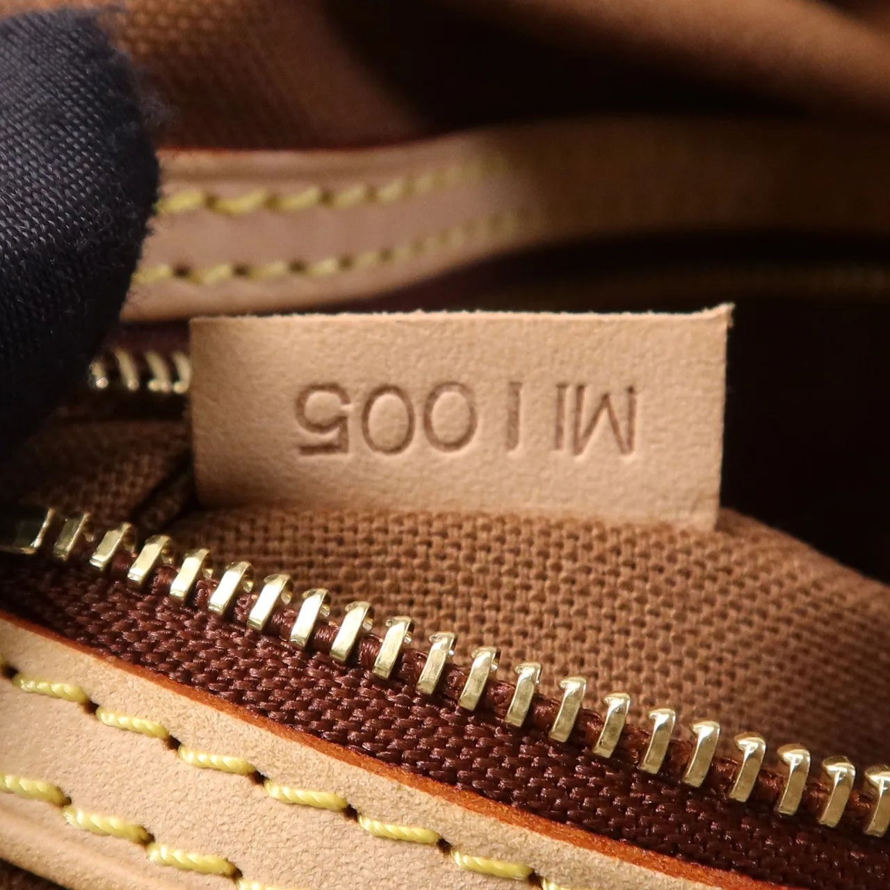 LOUIS VUITTON Batignolles M51153 Shoulder Bag Coated Canvas 棕色 / Brown Coated Canvas Rank B - Thumbnail 13