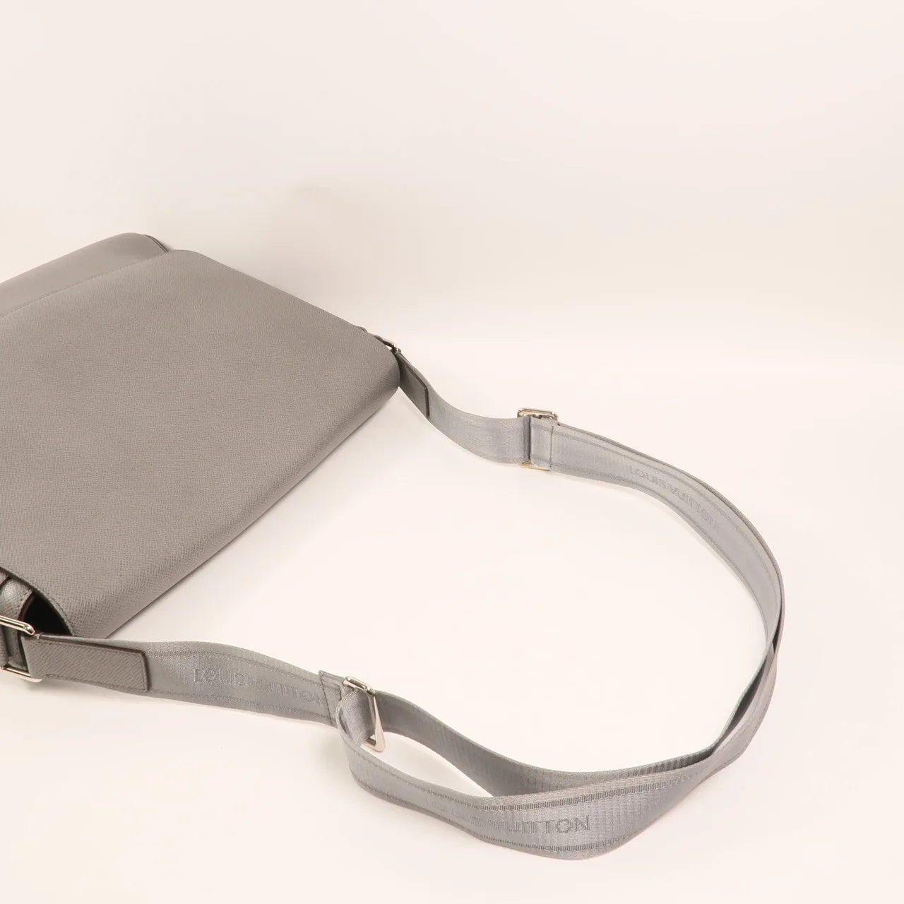 LOUIS VUITTON Roman M32623 肩背包 牛皮 灰色 / Gray 牛皮 中古品B - 縮圖 8