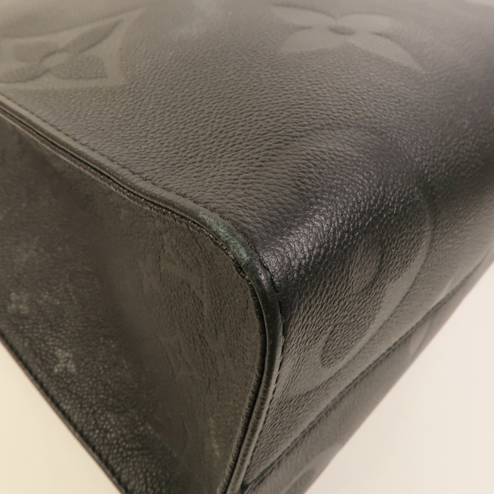 LOUIS VUITTON OnTheGo M45595 2-Way Bag Calfskin 10