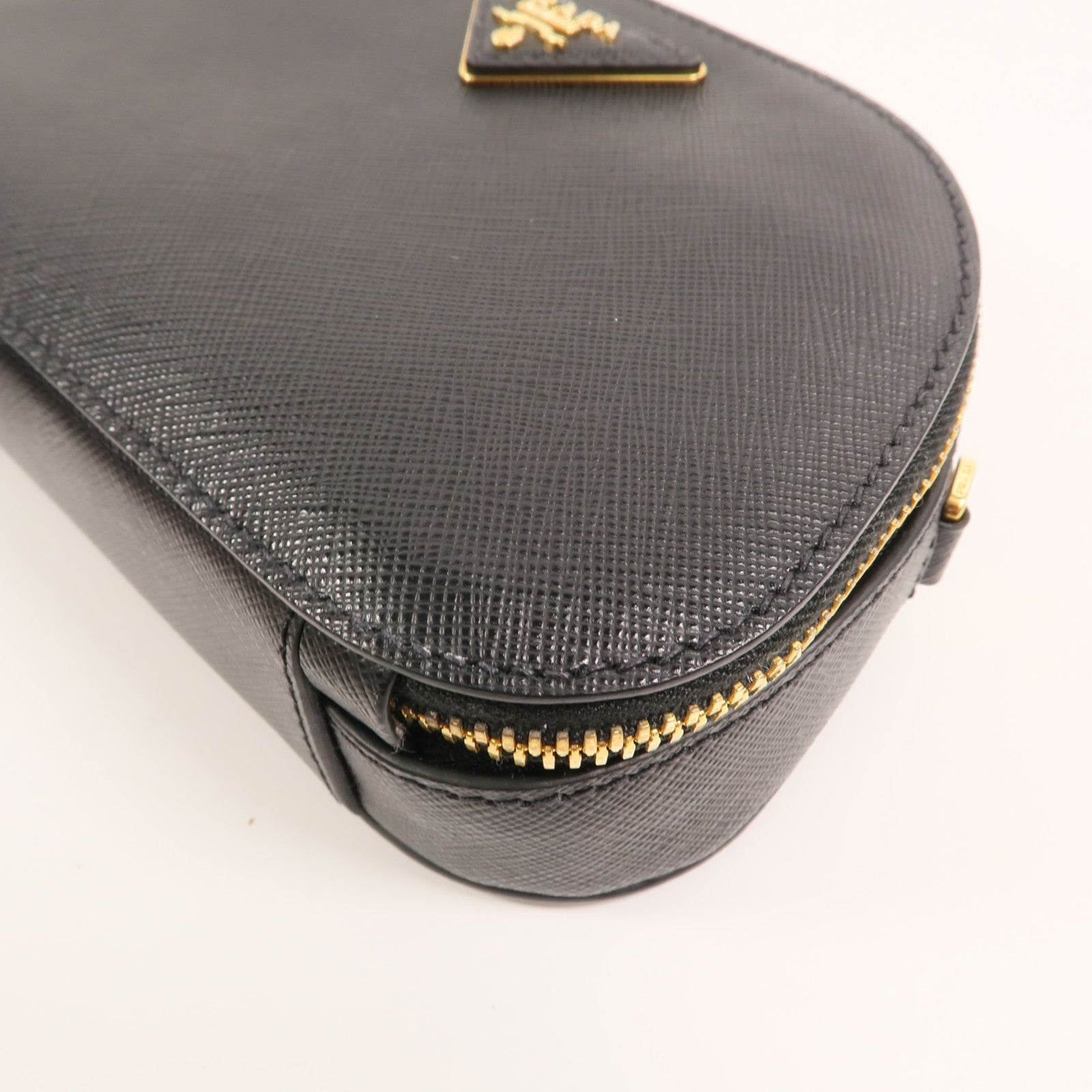 LOUIS VUITTON 1BL023 Belt Bag Calfskin 12