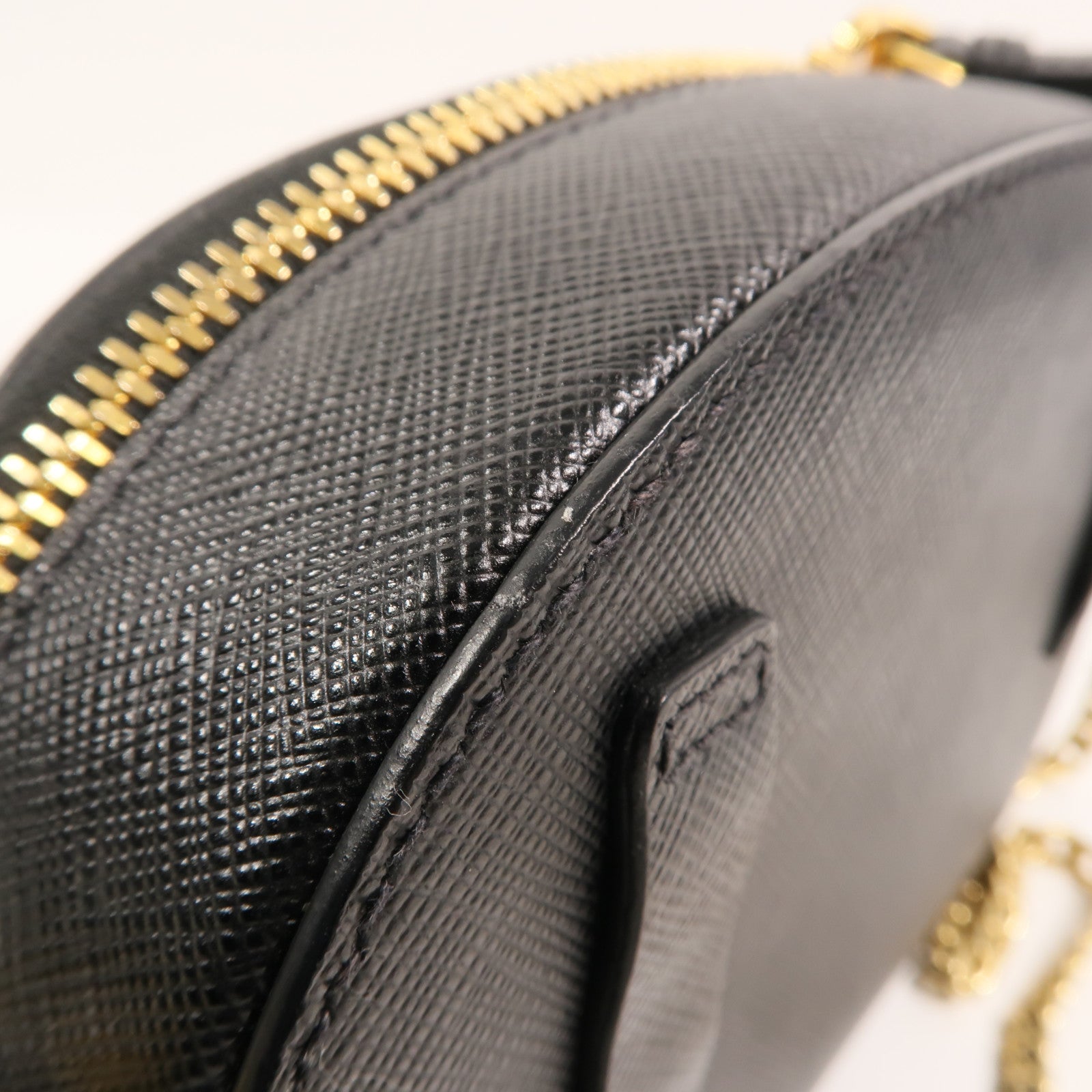 LOUIS VUITTON 1BL023 Belt Bag Calfskin 17