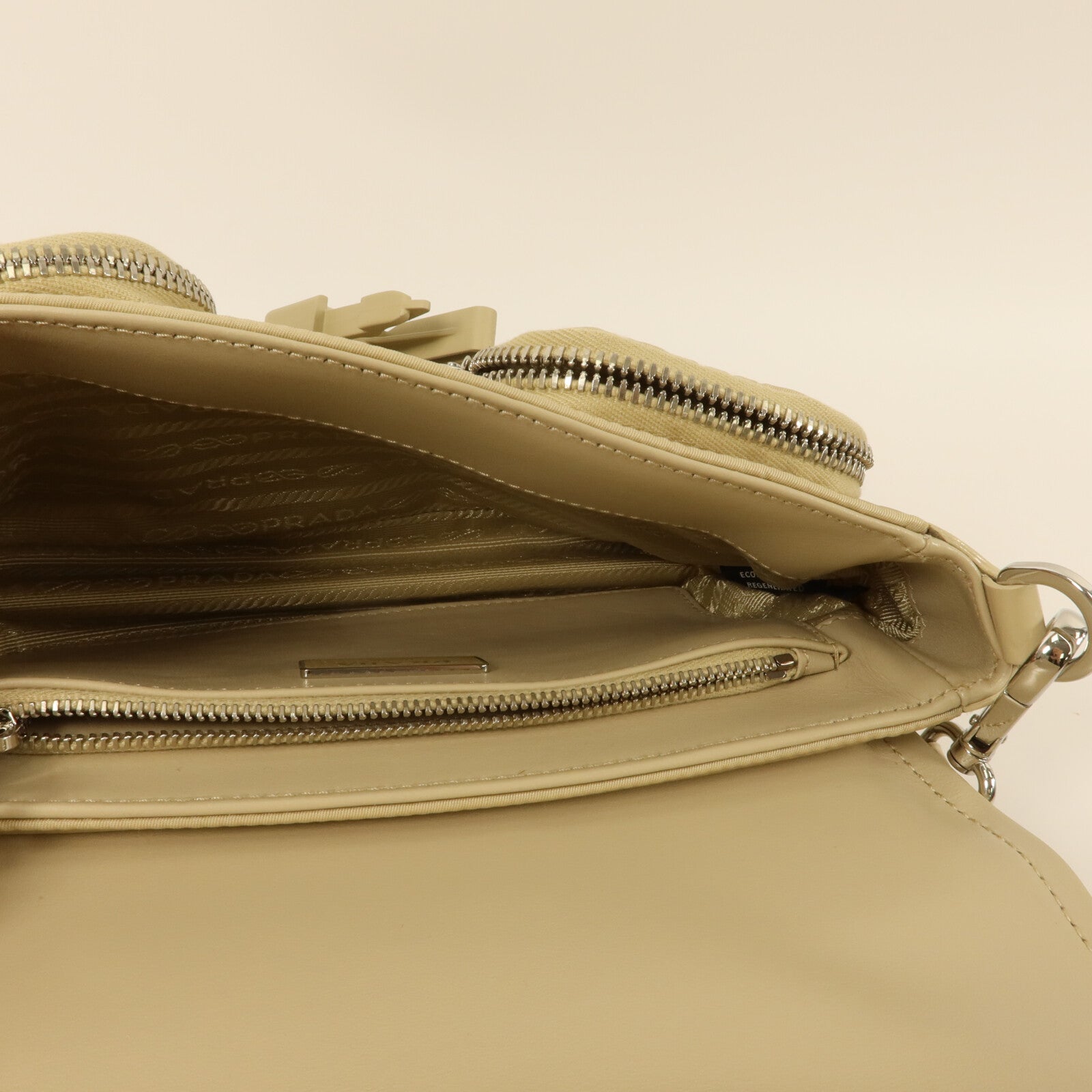 LOUIS VUITTON 1BD295 肩背包 尼龍 5