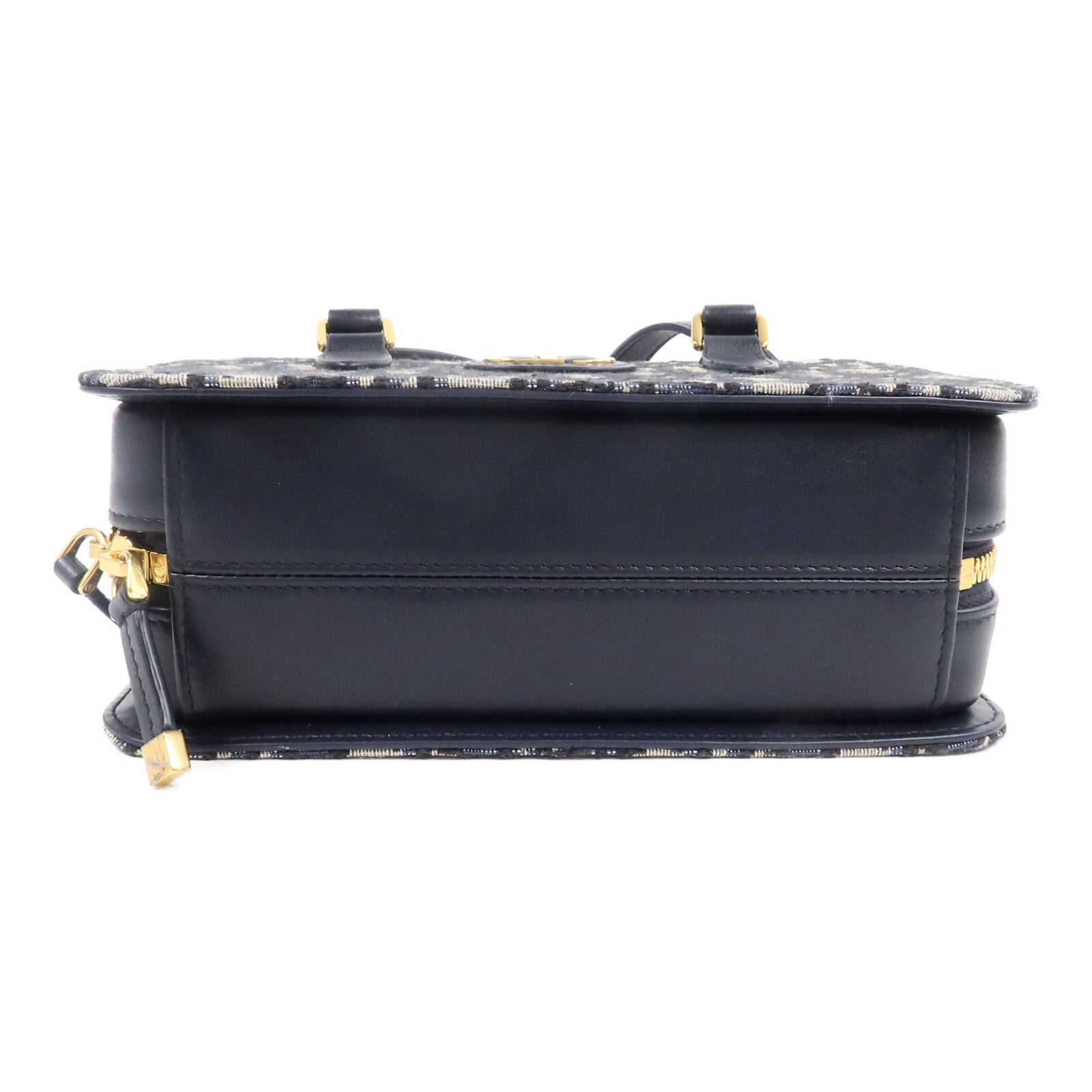 LOUIS VUITTON Montaigne 2-Way Bag Canvas 4