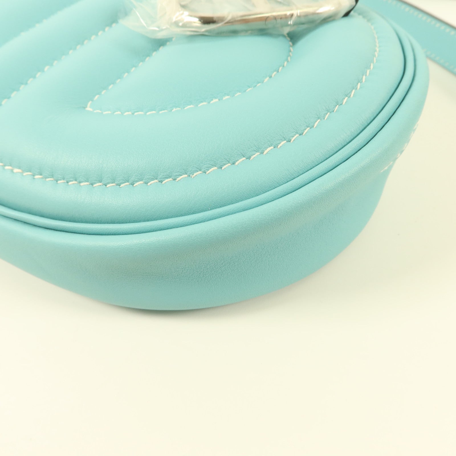 LOUIS VUITTON Loop 肩背包 牛皮 14